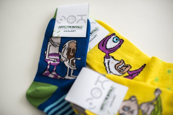 SocksArt - Massimiliano Azzarà  Zot19    "Love"   Calze d'Autore Artefrontale - immagine 3