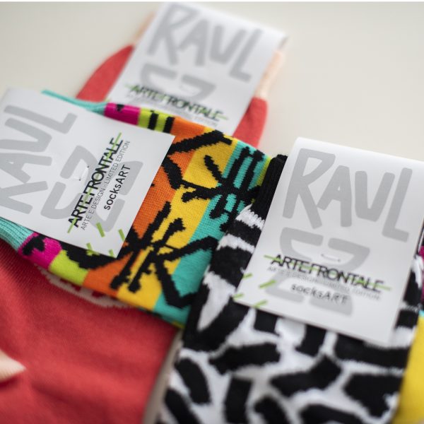 SocksArt - Raul 33  "Rainbow Flow"   Calze d'Autore Artefrontale - immagine 4